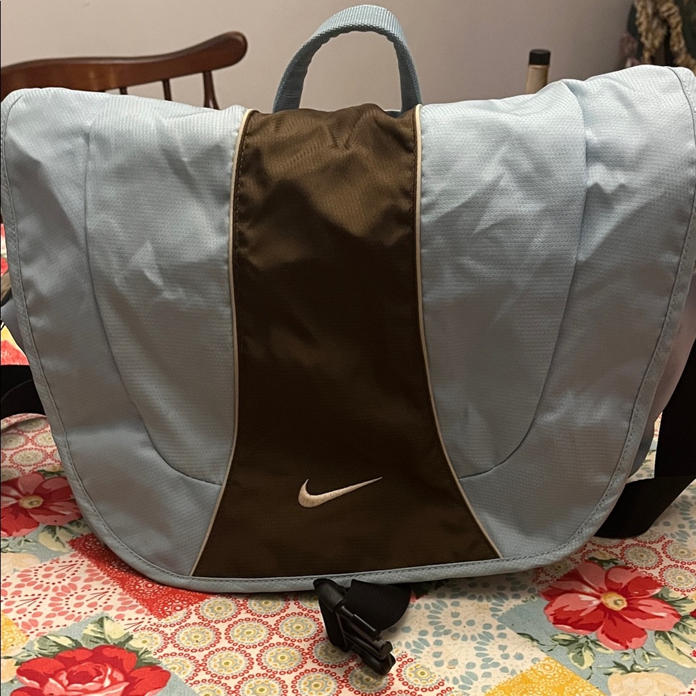 Vintage Nike Light Blue and Brown Men's Messenger Bag